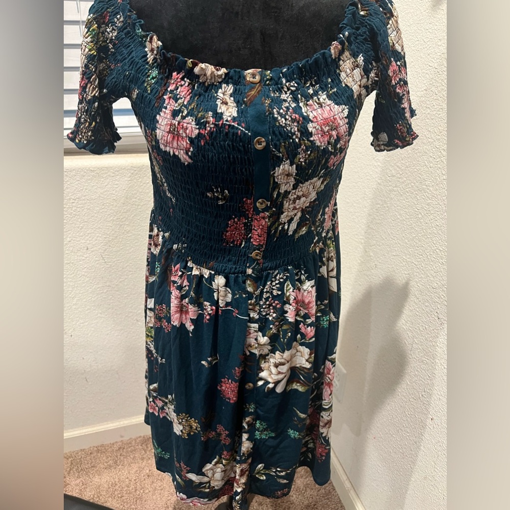 xhilaration‎ smocked boho mini dress floral bohemian